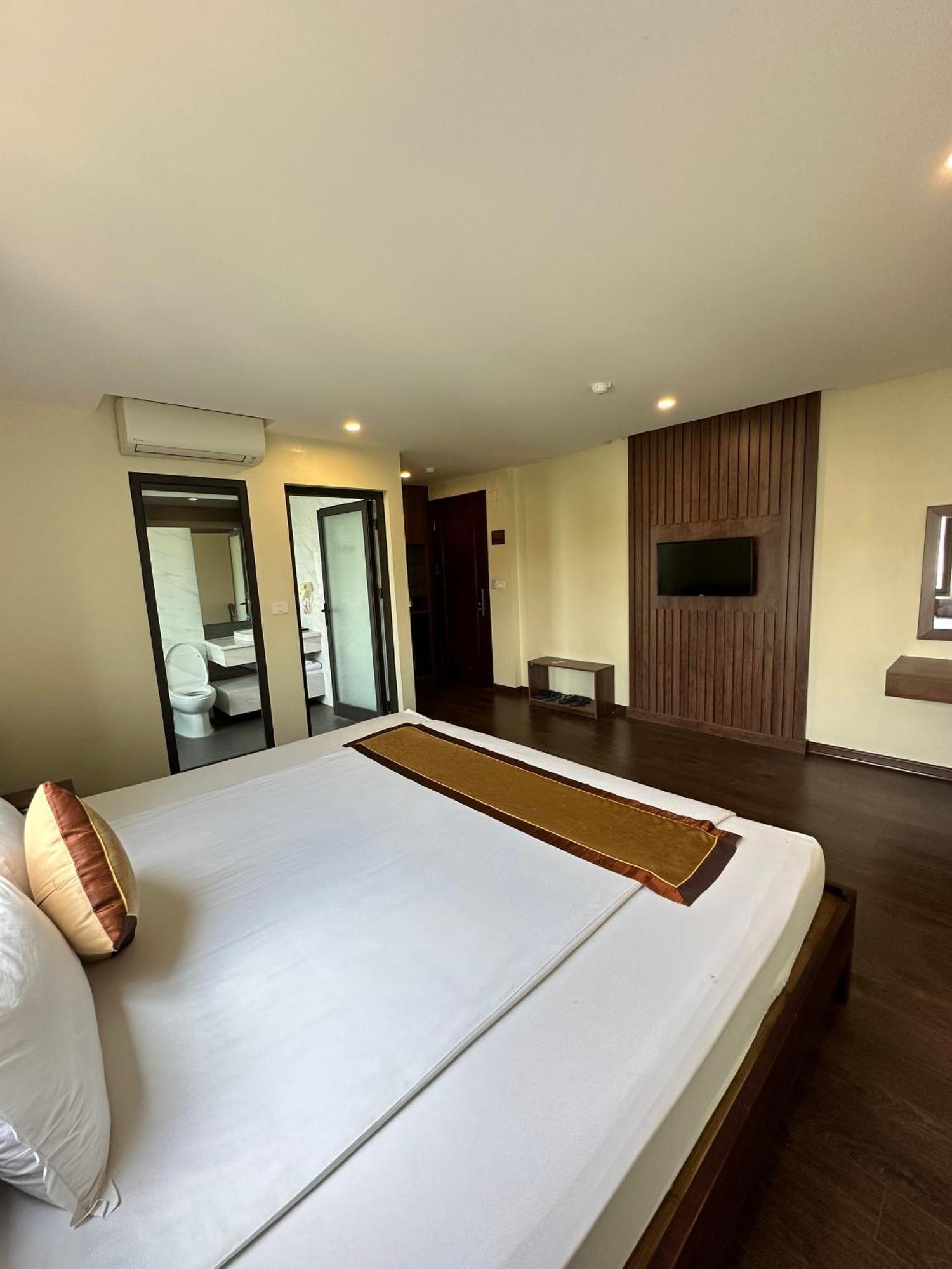 הלונג Boston Halong Hotel מראה חיצוני תמונה